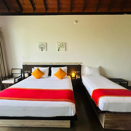 Moi Koggala By Dbi - Free Drop Off To The Beach Habaraduwa Central Exterior foto