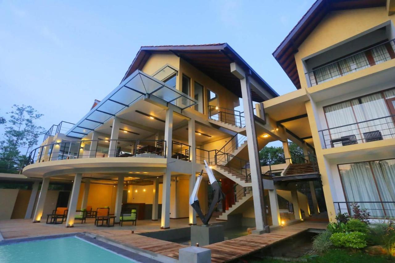 Moi Koggala By Dbi - Free Drop Off To The Beach Habaraduwa Central Exterior foto